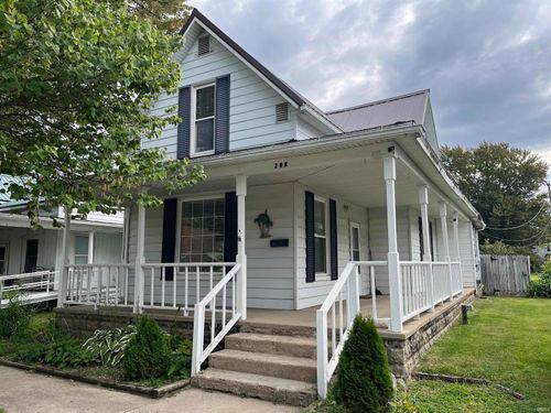 206 N Tucker St, Mentone, IN, 46539-7719 | Card Image