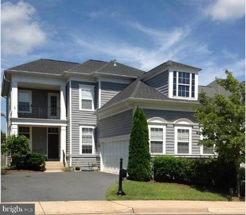 8378 Tillett Loop, MANASSAS, VA, 20110-8311 | Card Image