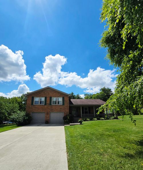 386 Coldstream Dr, Danville, KY, 40422-1012 | Card Image