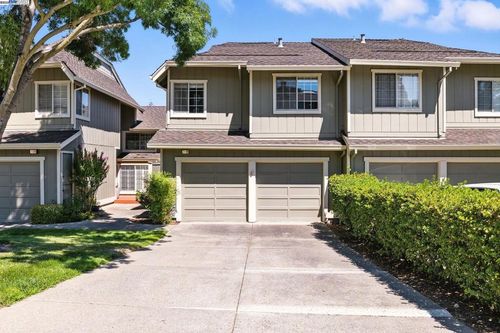 318 Mercury Way, Pleasant Hill, CA, 94523-2186 | Card Image