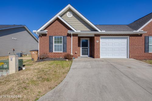 5030 White Petal Way, Knoxville, TN, 37912-3875 | Card Image