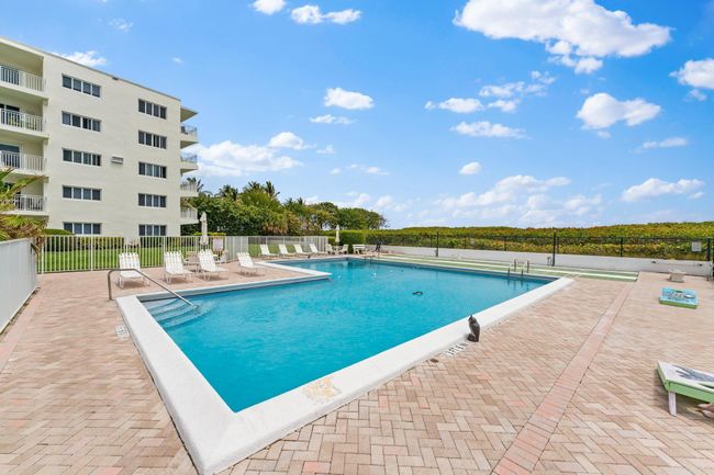 APT-308 - 33 Ocean Ave, Condo with 1 bedrooms, 1 bathrooms and null parking in Palm Beach Shores FL | Image 33