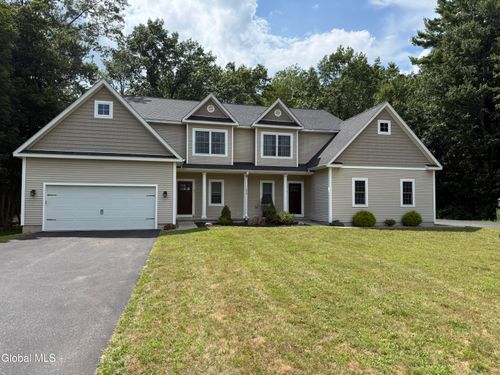 476 Moe Rd, Clifton Park, NY, 12065 | Card Image