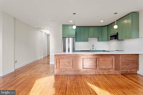 ste-2-933 W Lancaster Ave, BRYN MAWR, PA, 19010-3053 | Card Image