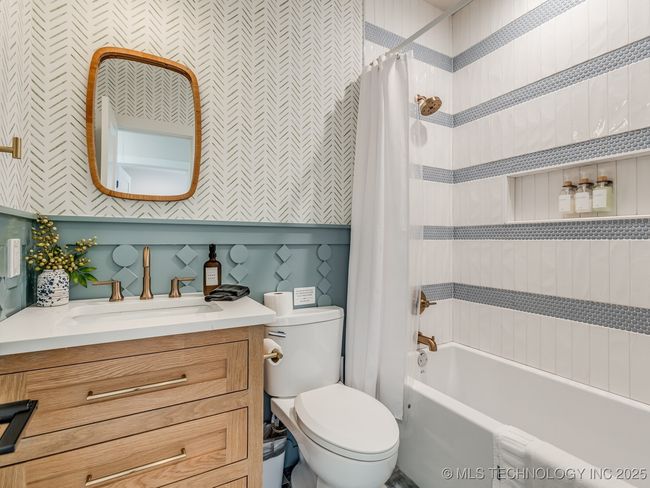 56 Center Ln, House other with 4 bedrooms, 4 bathrooms and null parking in Carlton Landing OK | Image 38