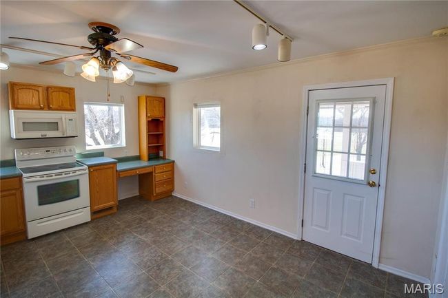 2445 Seiler Rd, House other with 3 bedrooms, 5 bathrooms and 2 parking in Alton IL | Image 80