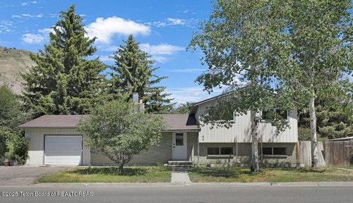 475 W Kelly Avenue, Jackson, WY, 83001 | Card Image