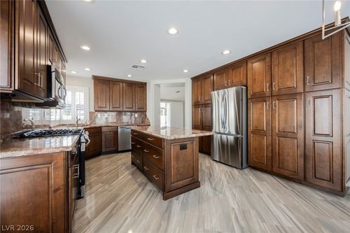 222 Windsong Drive, Henderson, NV, 89074 | Card Image