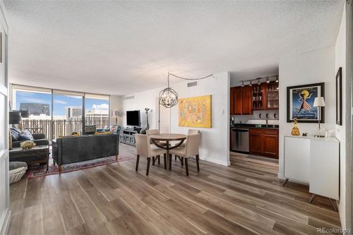 apt-37h-1020 15th St, Denver, CO, 80202-2317 | Card Image