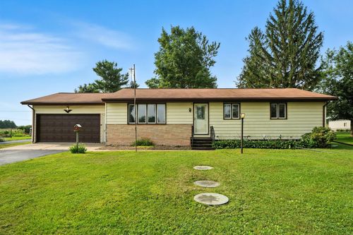 2378 Highway 24, New Hampton, IA, 50659-9074 | Card Image