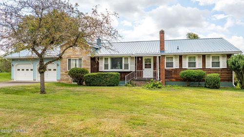 26 Upper Woodcrest Rd, Berwick, PA, 18603-5861 | Card Image