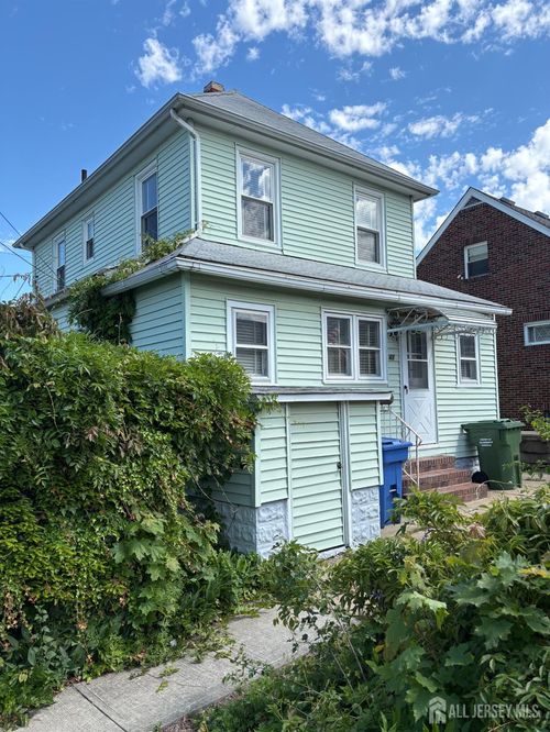 42 Quaid Street, Sayreville, NJ, 08872 | Card Image