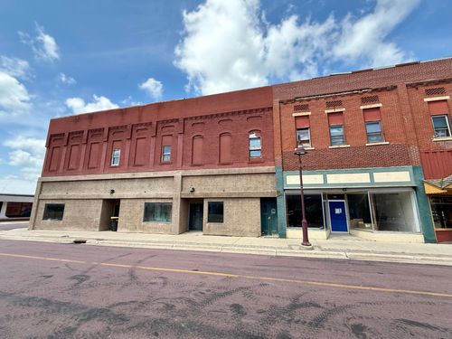 230 S Washington St, Redwood Falls, MN, 56283-1656 | Card Image