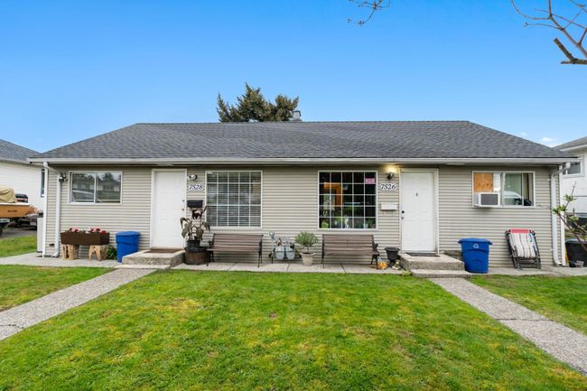 7528 Sharpe Street, Home with 2 bedrooms, 2 bathrooms and 4 parking in Mission BC | Image 1
