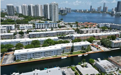 apt-408-3750 Ne 169th St, North Miami Beach, FL, 33160-3223 | Card Image