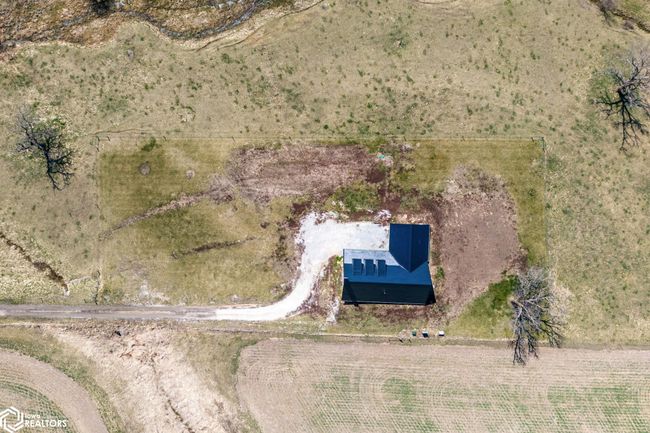 27501 Highway 149, House other with 3 bedrooms, 2 bathrooms and null parking in Sigourney IA | Image 36