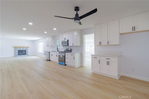 25411 Cottage Ave, Loma Linda, CA, 92354-2305 | Card Image