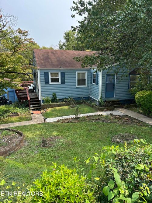 1210 E Moody Ave, Knoxville, TN, 37920-2540 | Card Image