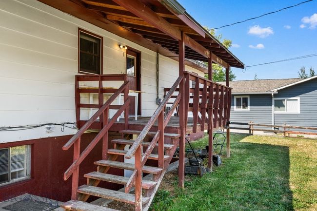 320 Entrance | Image 12