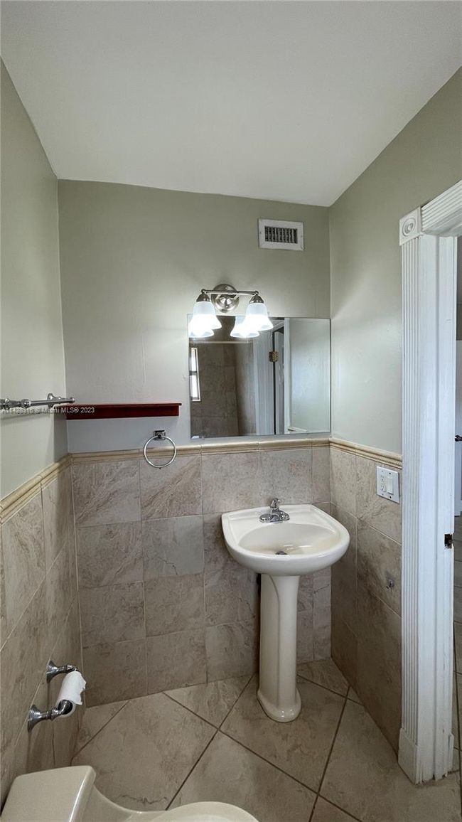 APT-1024 - 8650 Sw 67 Th Ave, Condo with 2 bedrooms, 3 bathrooms and null parking in Pinecrest FL | Image 22