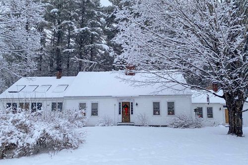 900 Bunker Hill Rd, South Tamworth, NH, 03883-4172 | Card Image