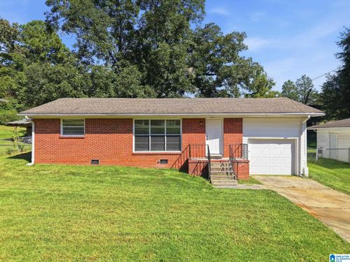 517 Main St, GARDENDALE, AL, 35071-2617 | Card Image