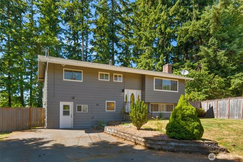20101 95th Pl Ne, Bothell, WA, 98011-2367 | Card Image
