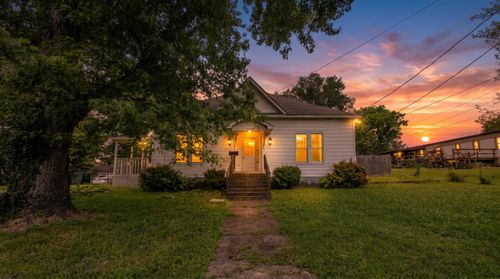 222 S 6th St, Thayer, MO, 65791-1319 | Card Image