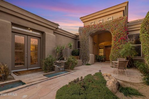 10886 E Ludlow Dr, Scottsdale, AZ, 85255-1751 | Card Image