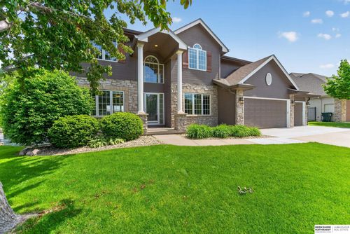 20191 Nina St, Omaha, NE, 68130-5081 | Card Image