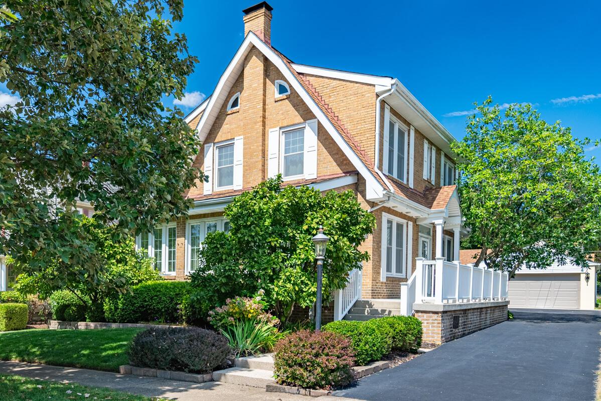 Arden Rd, Columbus, OH 43214