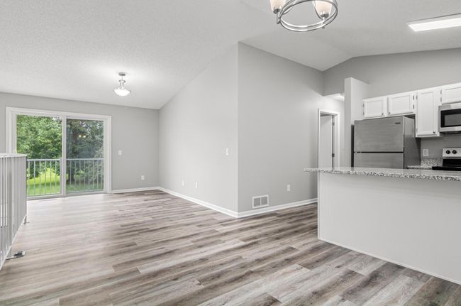 Dining & Living Room | Image 11