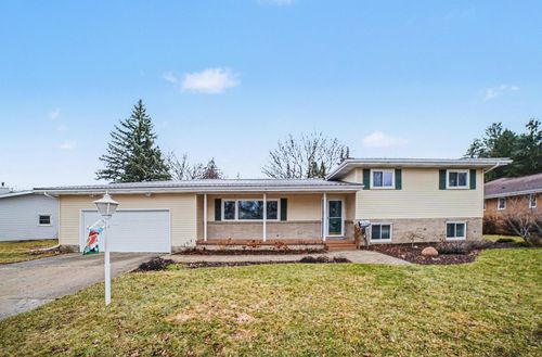 905 Iowa St, Alma, MI, 48801-1450 | Card Image