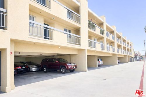 unit-208-9014 Burnet Ave, North Hills, CA, 91343-7049 | Card Image