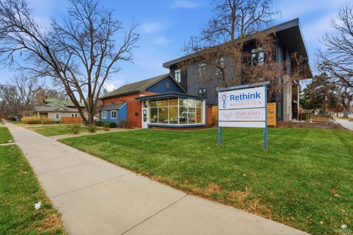 1201 Poyntz Ave, Manhattan, KS, 66502-4361 | Card Image