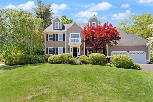 2 Shipley Cir, Westford, MA, 01886 | Card Image
