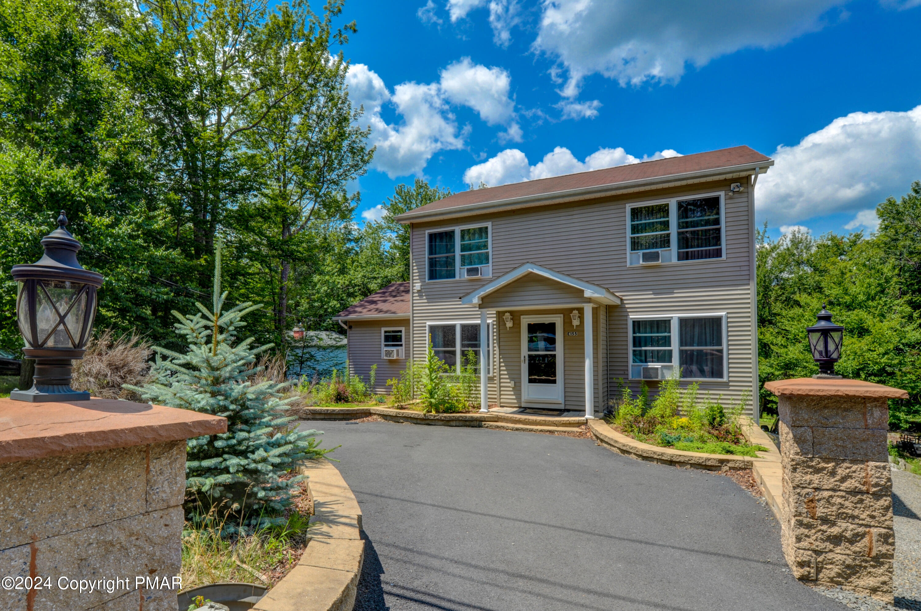 Classic Dr, Tobyhanna, PA 18466