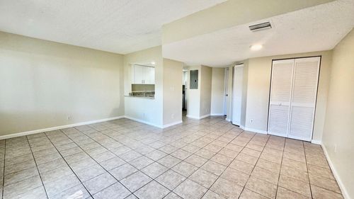 1487 Nw 94th Way, Coral Springs, FL, 33071 | Card Image