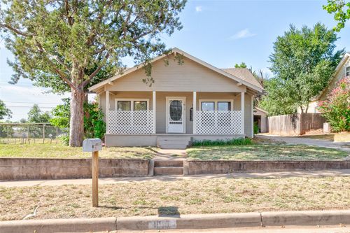 1010 James St, Sweetwater, TX, 79556-4734 | Card Image