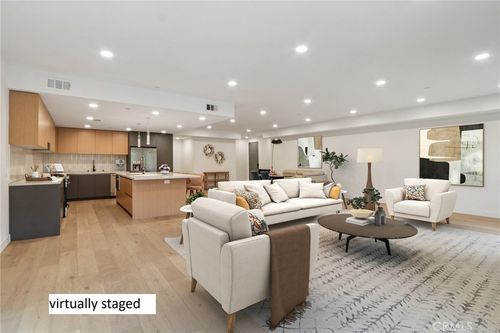 105-5110 Whitsett Ave, Valley Village, CA, 91607-3512 | Card Image