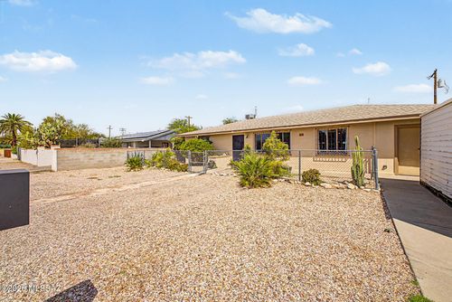 725 E Mcmillan Dr, Tucson, AZ, 85719-1325 | Card Image