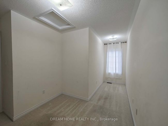 28 Robert Joffre Leet Ave, House attached with 3 bedrooms, 3 bathrooms and 1 parking in Markham ON | Image 35