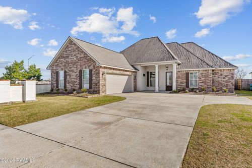 101 Chemet Rd, Youngsville, LA, 70592-6647 | Card Image