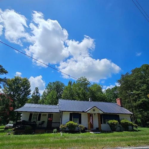 2096 Holly Springs Church Rd, Broadway, NC, 27505-8869 | Card Image