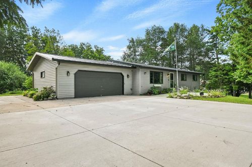 N1544 Poeppel Rd, Fort Atkinson, WI, 53538-9339 | Card Image