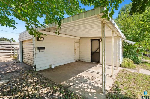 400 N Chicago Ave, Sioux Falls, SD, 57103-1551 | Card Image