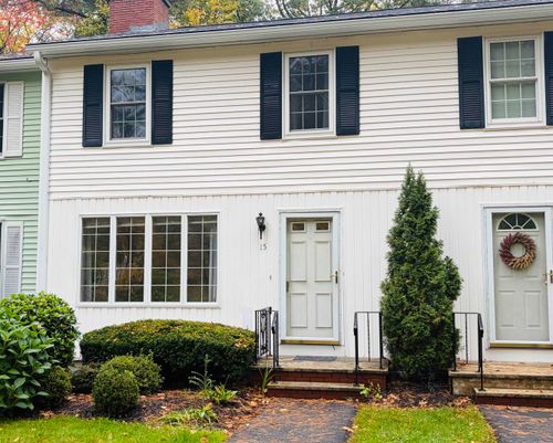 15 Pine Grove Rd, Exeter, NH, 03833-4718 | Card Image