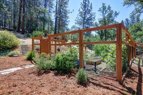17000 Loganberry Ct, Meadow Vista, CA, 95722-9714 | Card Image