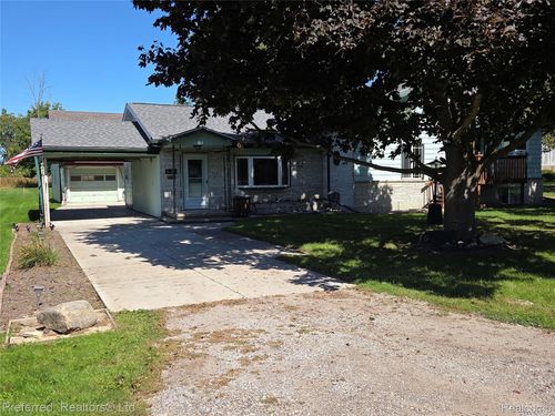 531 Franklin St, Freeland, MI, 48623-2534 | Card Image