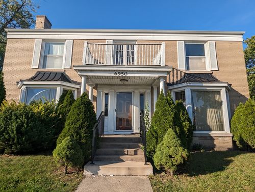 6950 Dempster St, Morton Grove, IL, 60053-2020 | Card Image